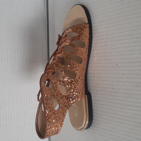 Forever women's gold lace up sandals - Picture 5 of 10